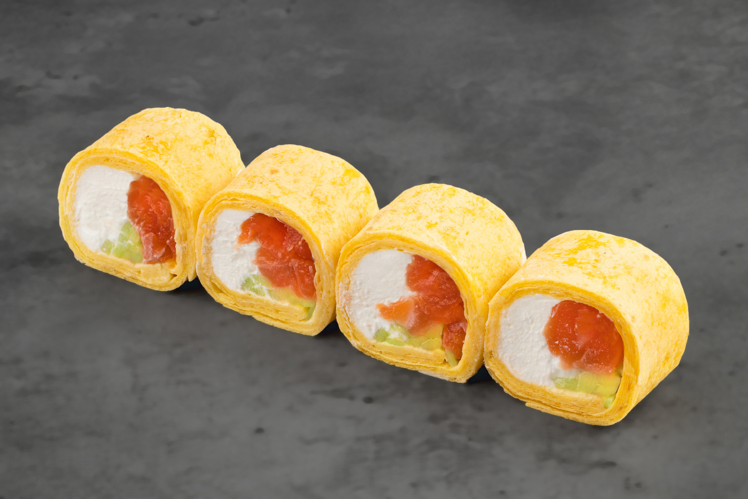 Тортилья с лососем (добавки не включены)