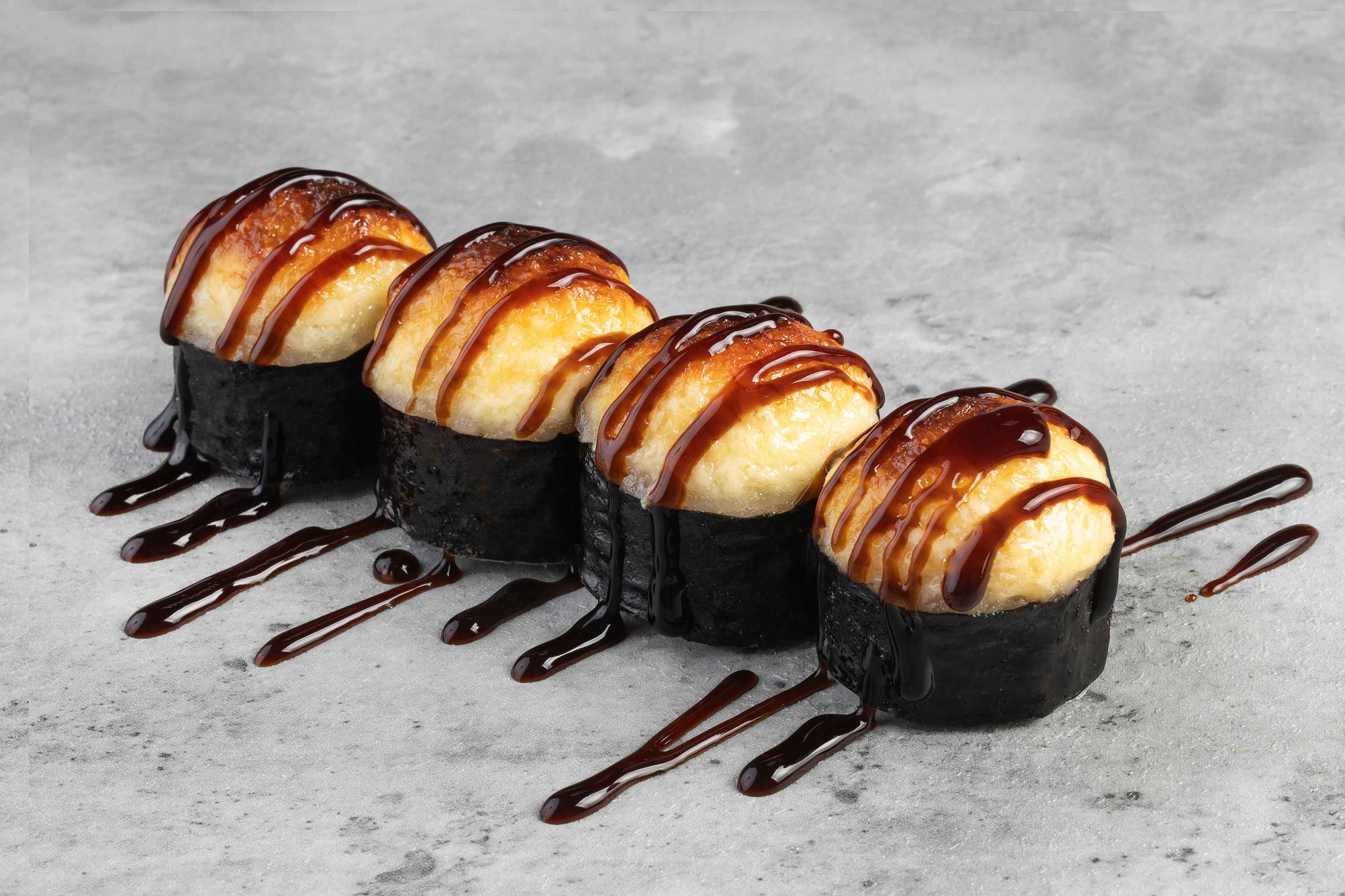 Гриль с крабом и креветкой (добавки не включены)